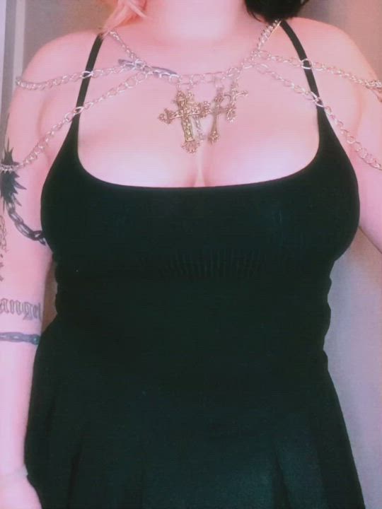Victoria <strong>@prettypoison_</strong> in porn video