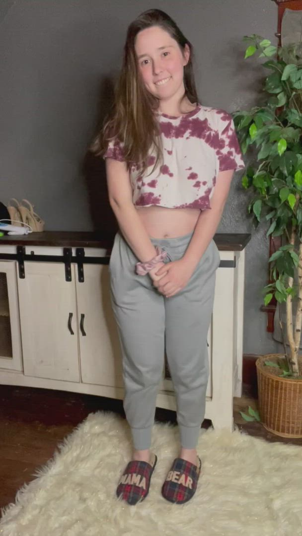 Victoria <strong>@victoriagetlow</strong> in tits bouncing titty drop t-shirt tiktok boobs porn video