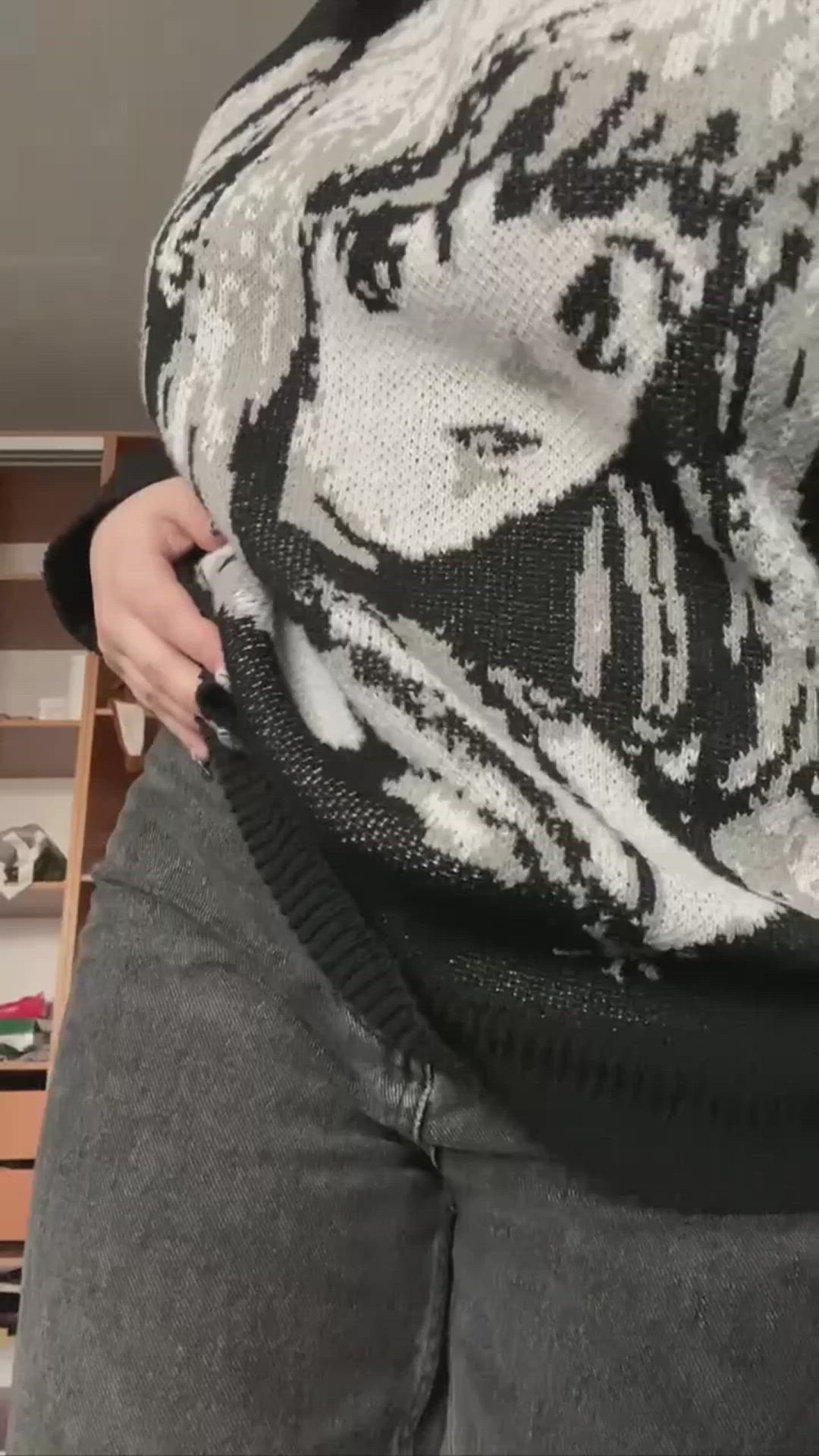 Victoriavikki <strong>@victoriayourgf</strong> in natural tits amateur boobs porn video