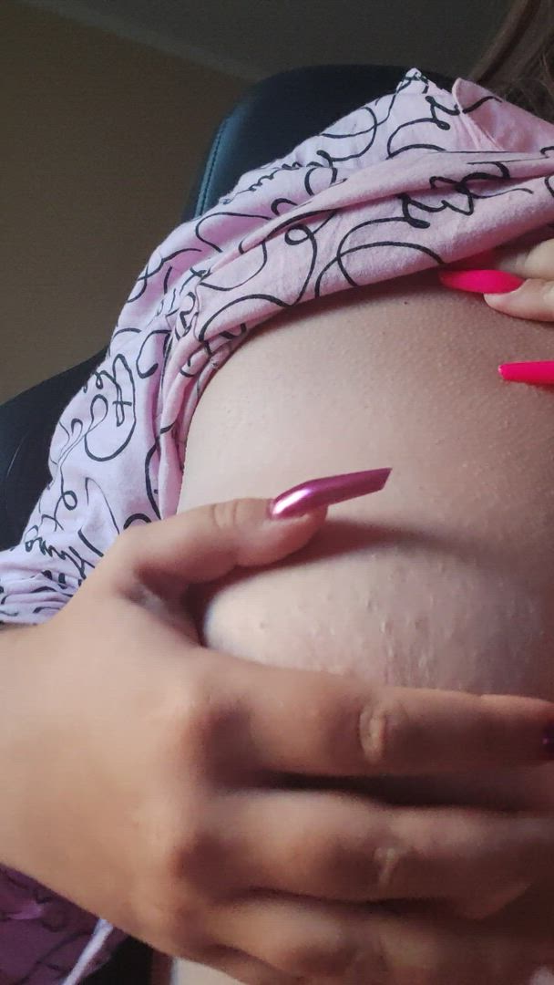 Vipcheesecake <strong>@vip_cheesecake</strong> in big saggy tits porn video