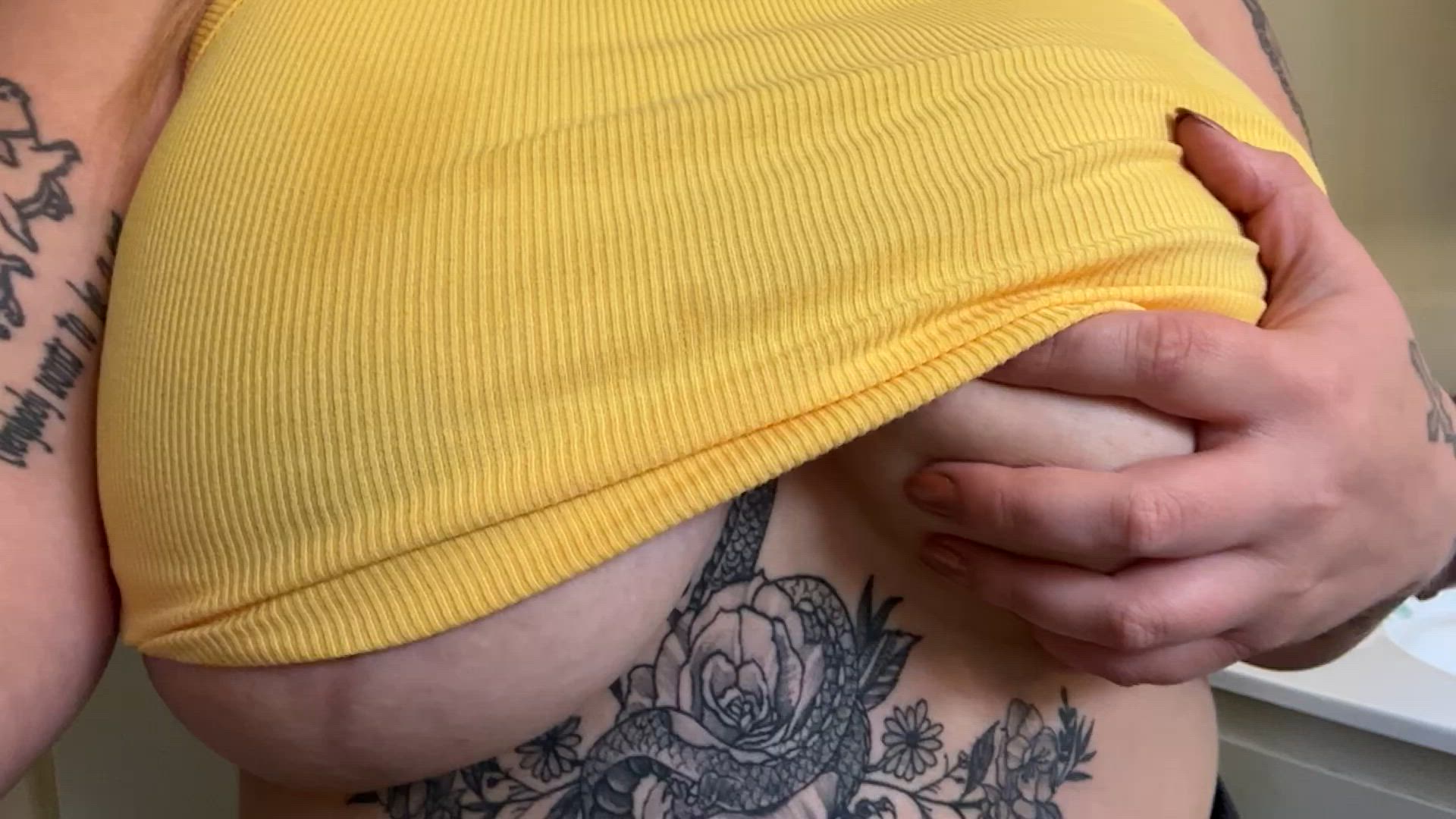 Vitrualmamii <strong>@virtualmamii</strong> in big tits lingerie onlyfans big ass thick milf porn video