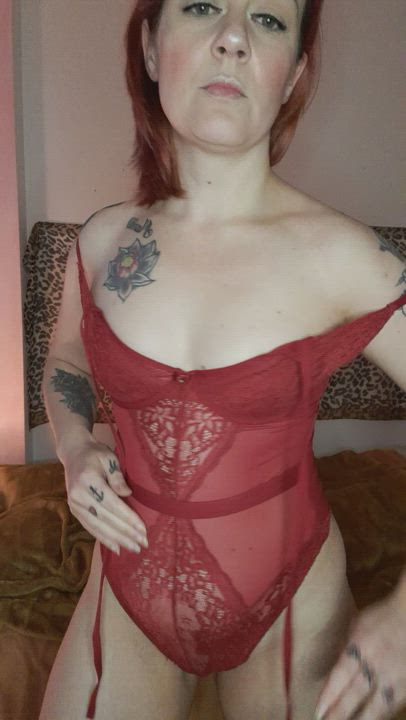 VivaciousV <strong>@vivacious.v84</strong> in pussy to ass bouncing amateur porn video