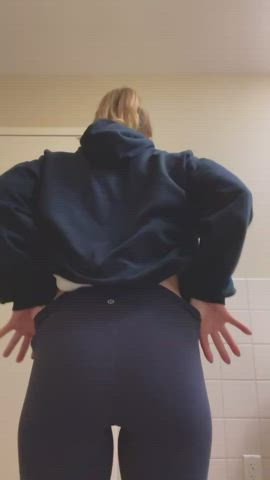 Whilehesaway <strong>@whilehesaway6969</strong> in porn video