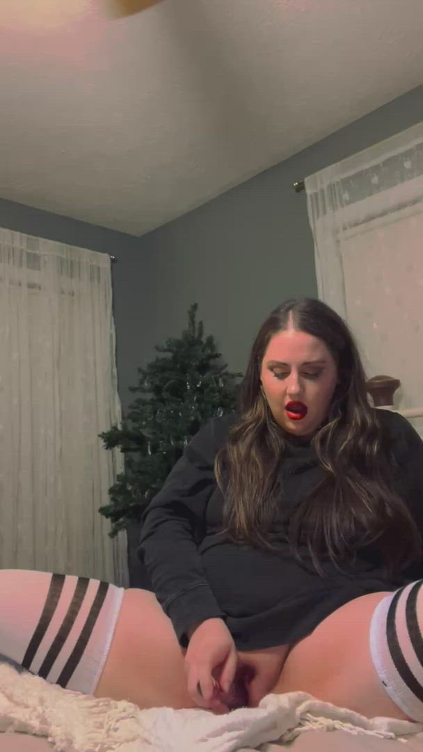 Wineandredlips <strong>@laurenandherlipsvip</strong> in spread pussy camgirl candy porn video