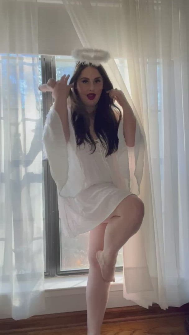 Wineandredlips <strong>@laurenandherlipsvip</strong> in porn video