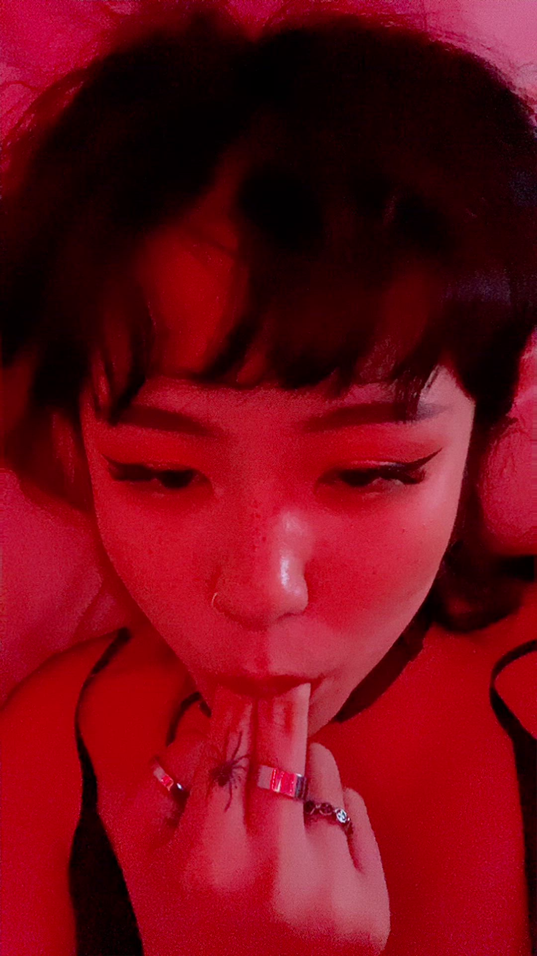 Yunalee <strong>@yunalee99</strong> in porn video