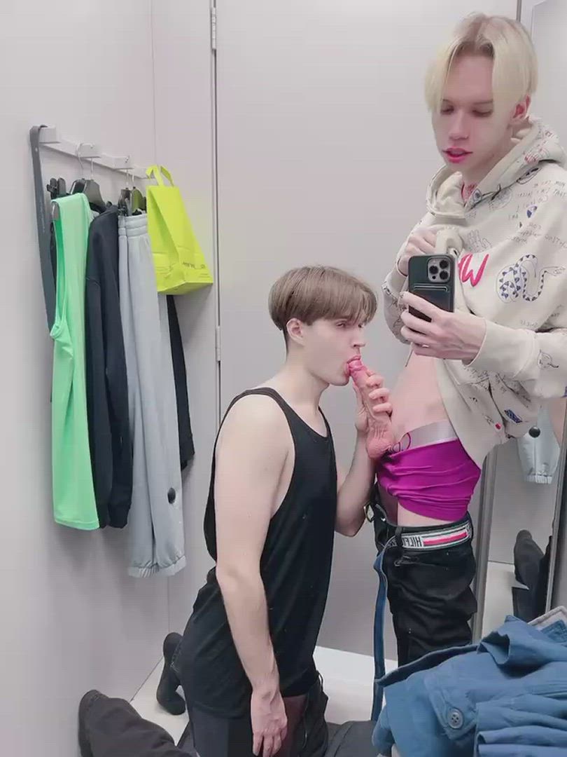 Yungpuppy <strong>@elliot_mars</strong> in porn video