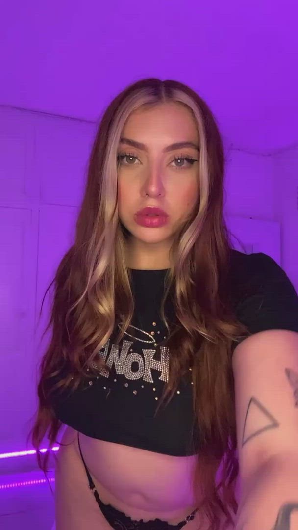 Zoeycarter <strong>@zoeyteen18</strong> in porn video