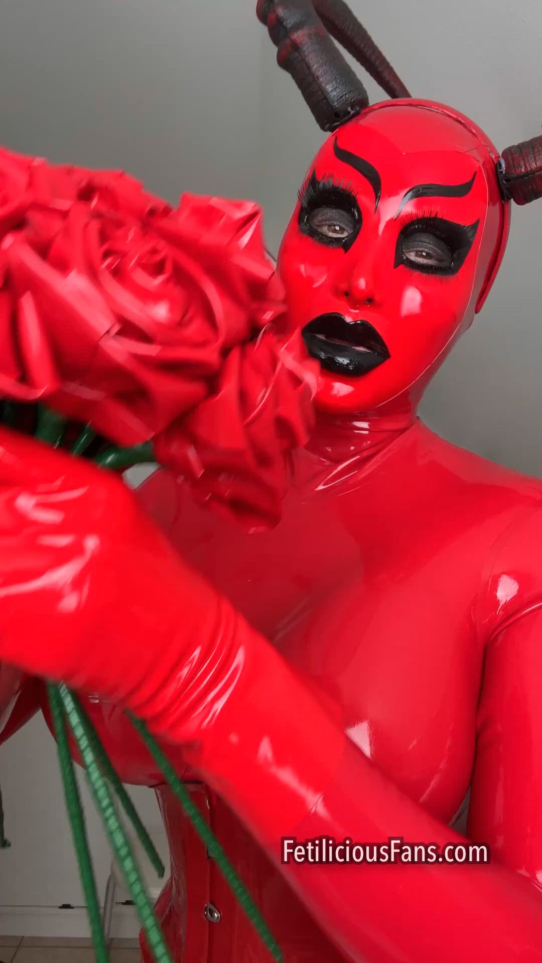 Bizarre porn video with onlyfans model missfetilicious <strong>@mfetilicious</strong>