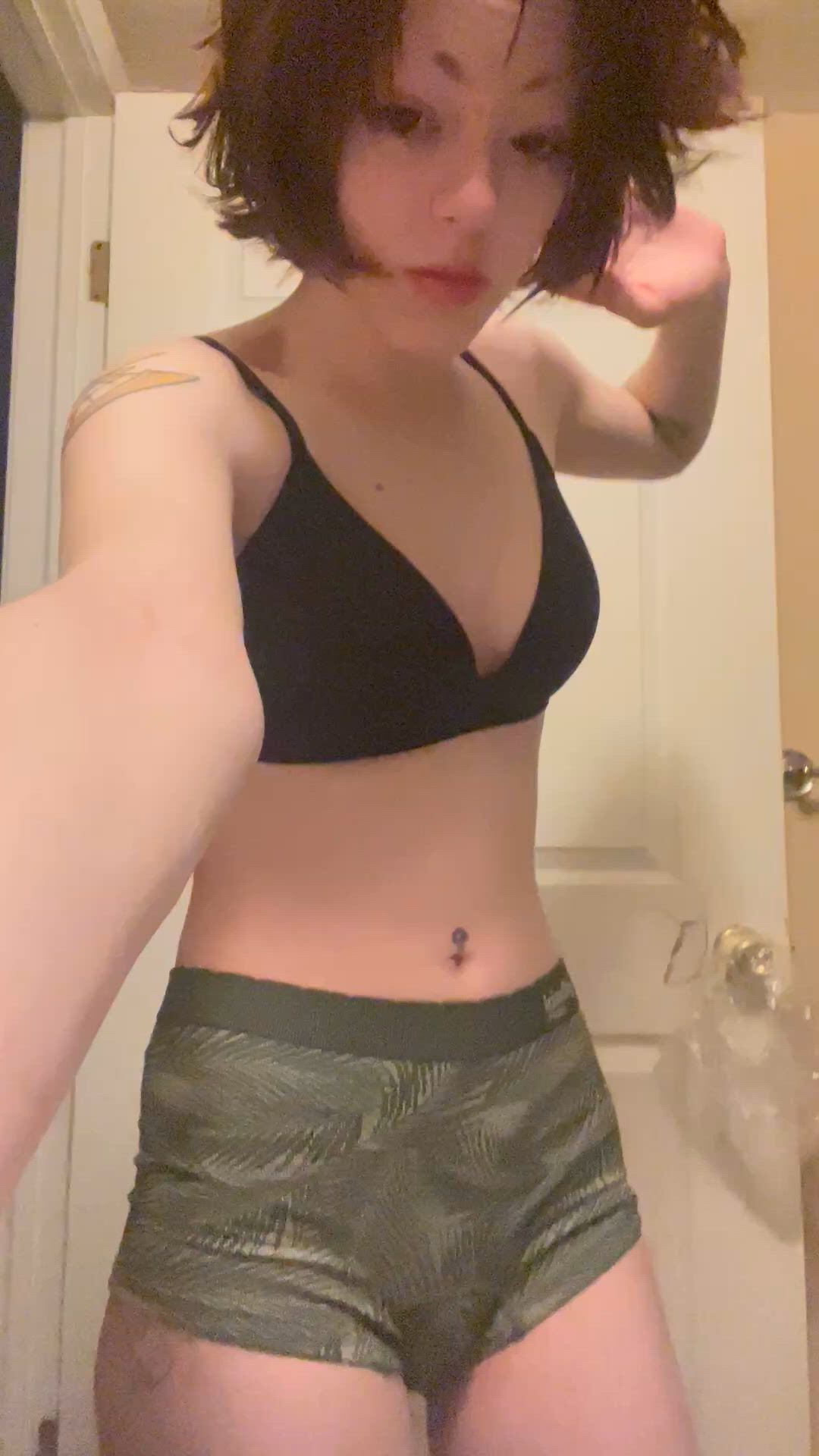 Amateur porn video with onlyfans model tinyrealhuman <strong>@tinyrealhuman</strong>