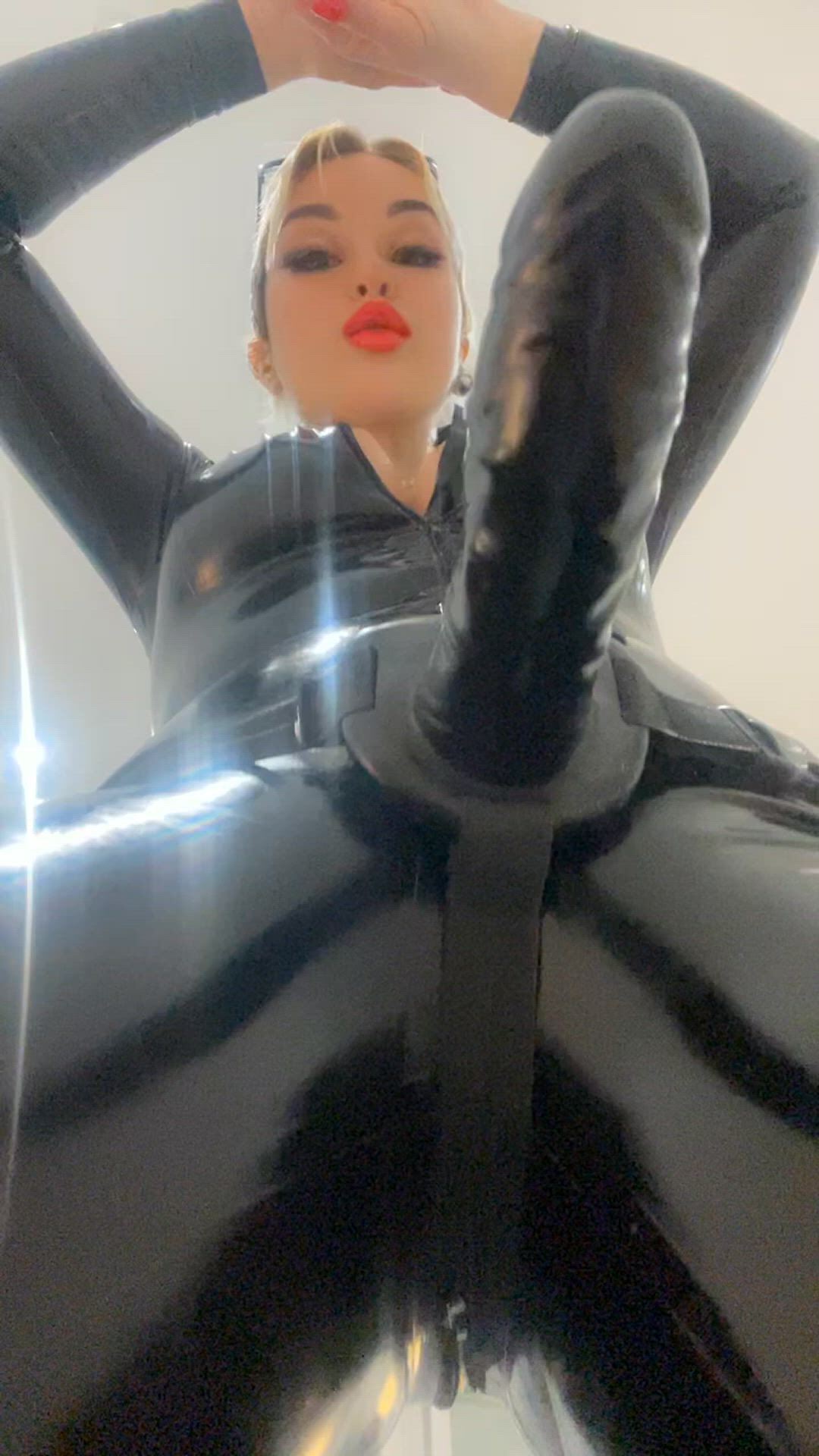 Catsuit porn video with onlyfans model misskatex <strong>@katushasexy</strong>