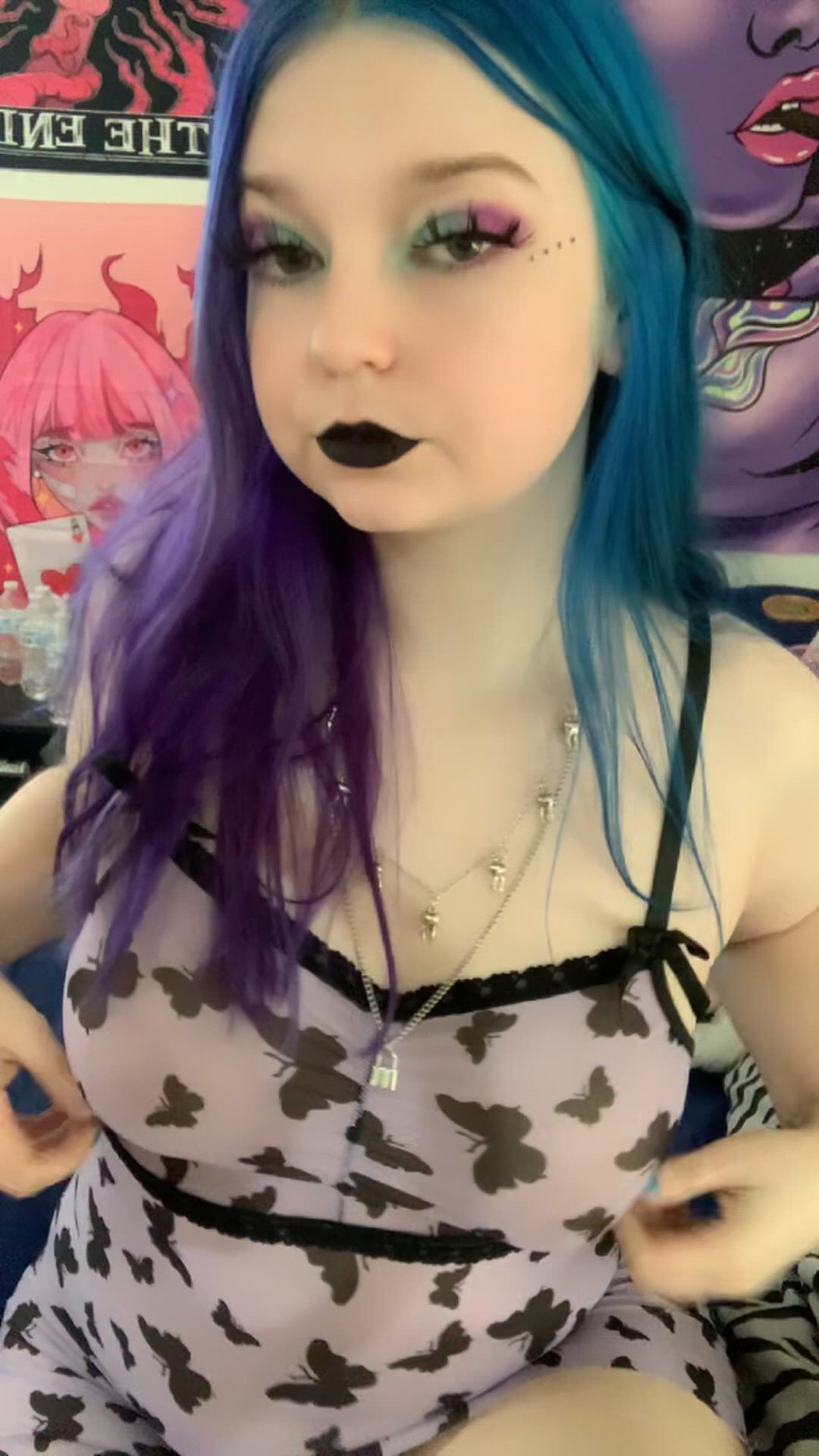 Lingerie porn video with onlyfans model spookybaby777 <strong>@spookybaby777</strong>