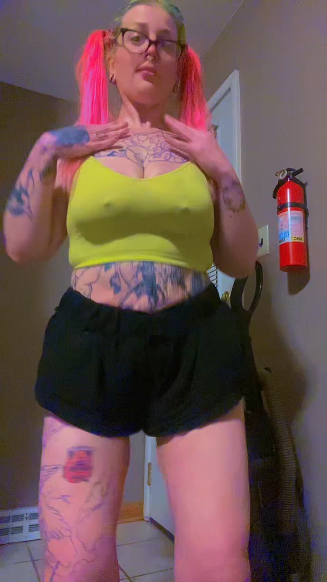 Chubby porn video with onlyfans model fckinmonsters <strong>@fckinmonsters</strong>