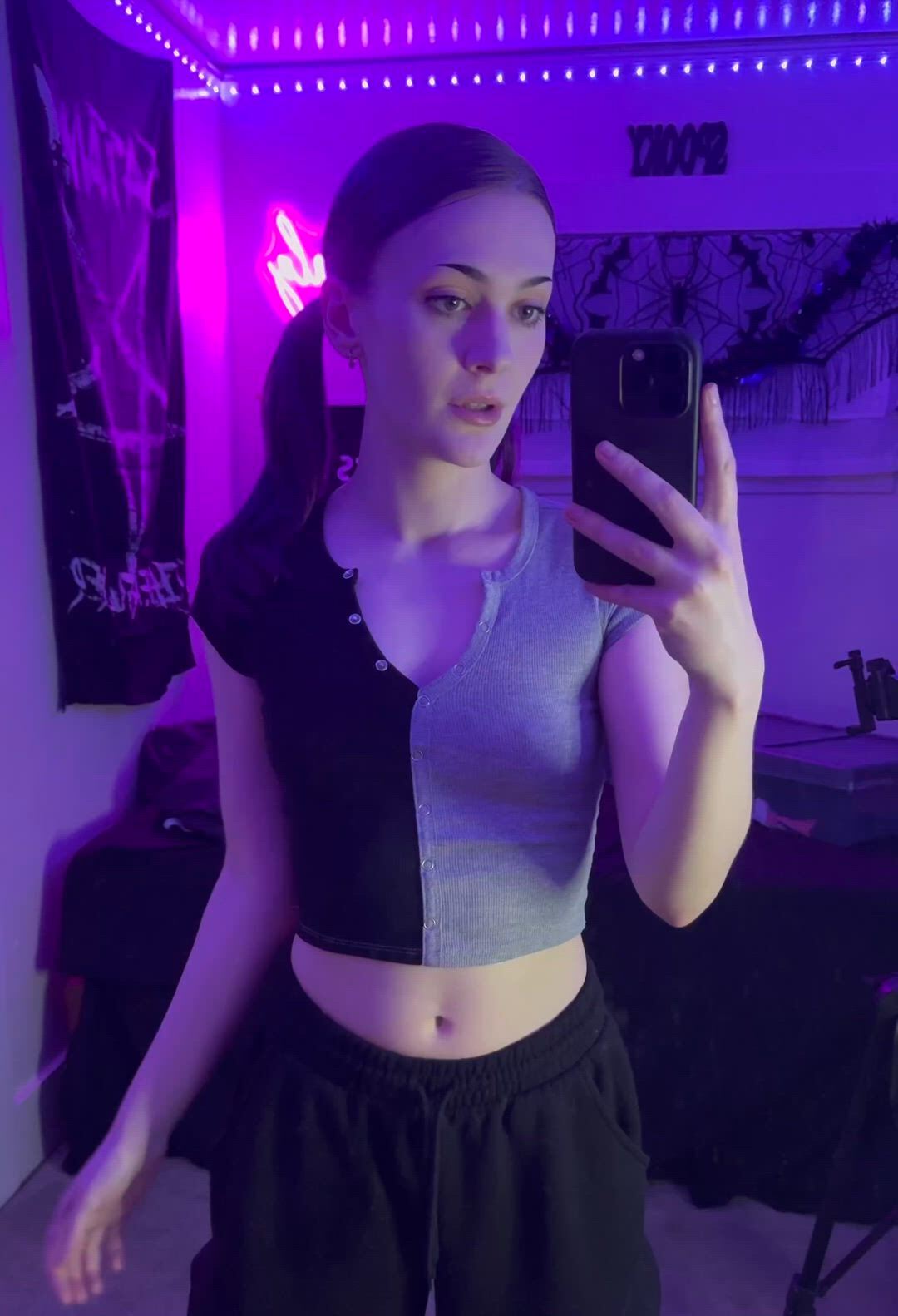 Amateur porn video with onlyfans model Bealz <strong>@bealz</strong>